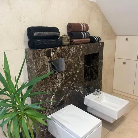 Willa Zamorska Z Bezpłatnym Dostępem Do Basenu W