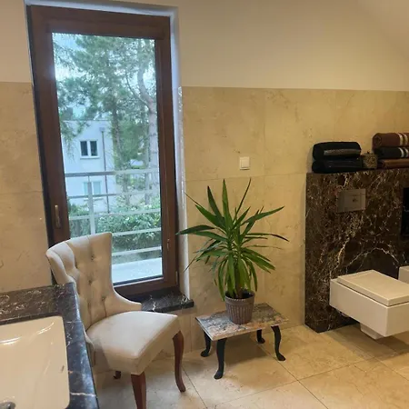 Zamorska Z Bezpłatnym Dostępem Do Basenu W *