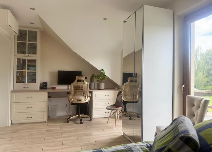 Zamorska Z Bezplatnym Dostepem Do Basenu W