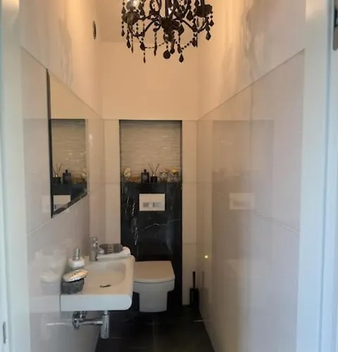 וילה Zamorska Z Bezplatnym Dostepem Do Basenu W לודז'